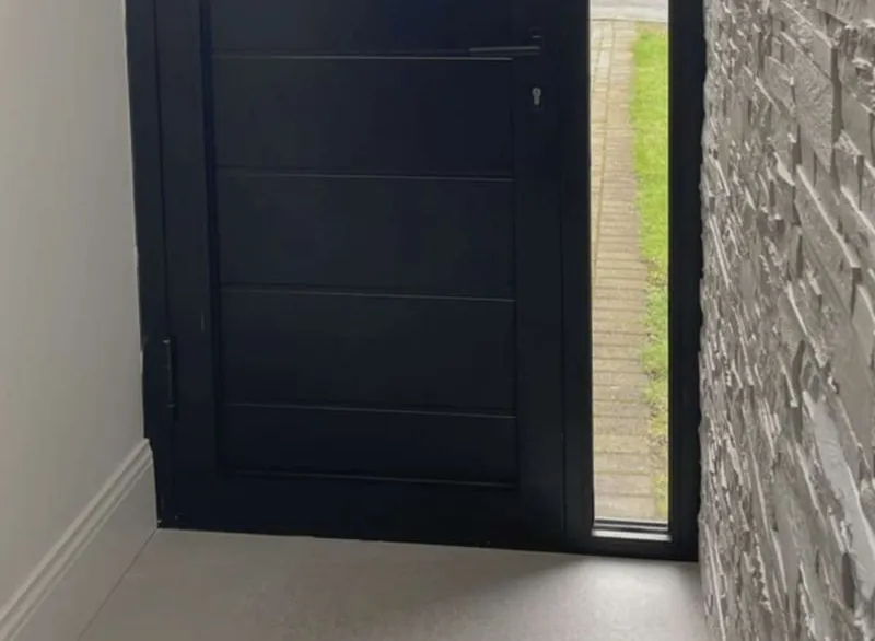 Aluminium Entrance Doors fabricated for trade